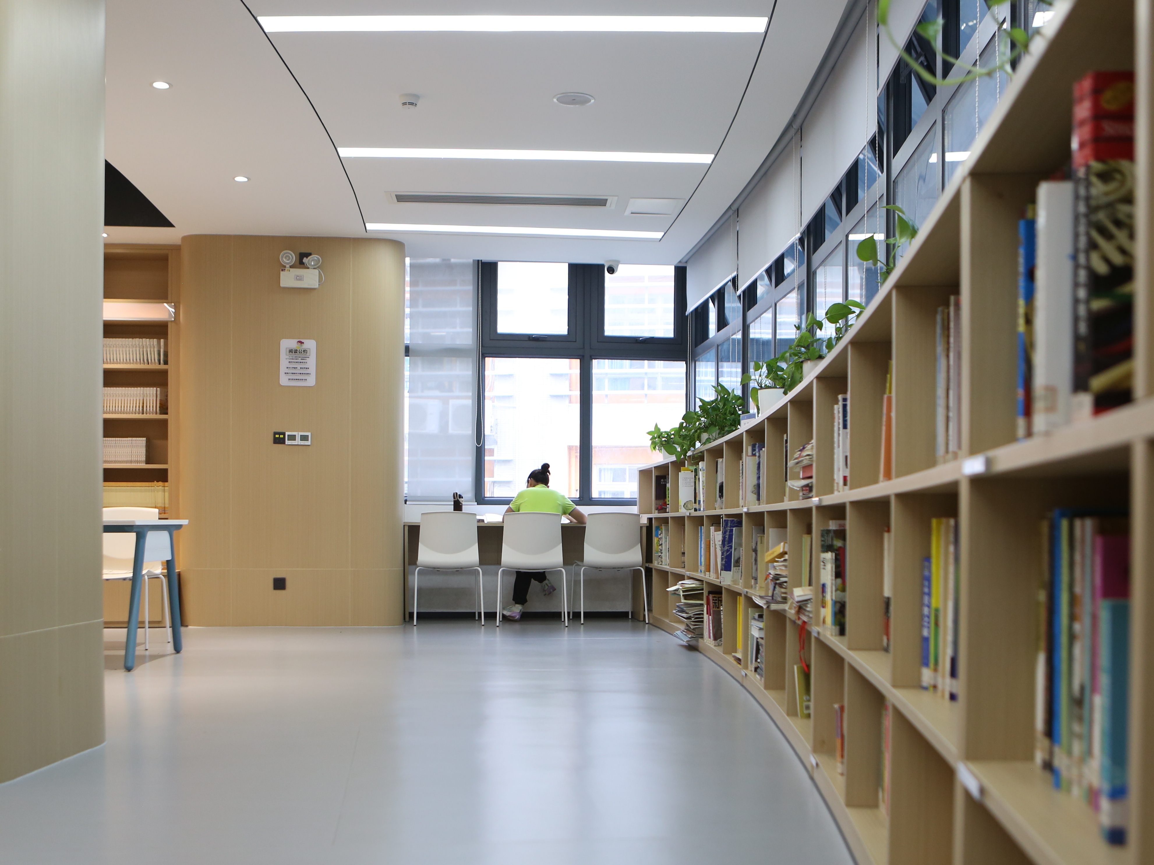 pg���ӹ�����վ���� | ������������֤��AI����������У���������������ƶ�ͼ